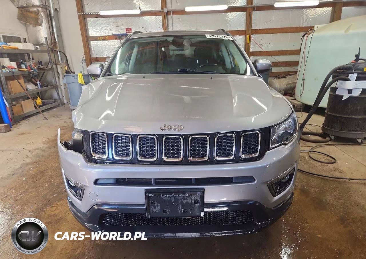 2019 Jeep Compass Latitude VIN:3C4NJCBB2KT855064 - 5