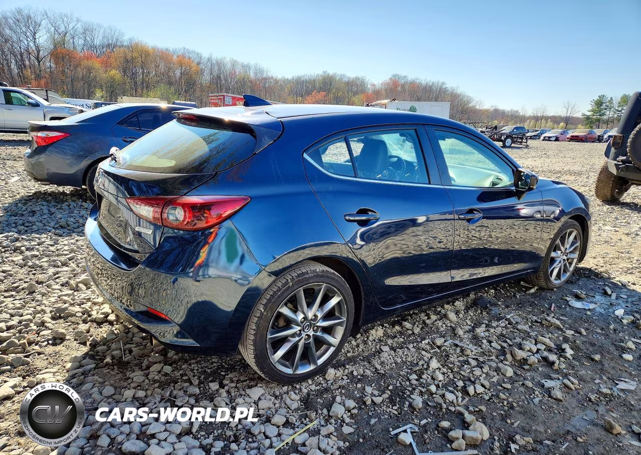 2018 Mazda 3 Grand Touring VIN:3MZBN1M38JM270108 - 3