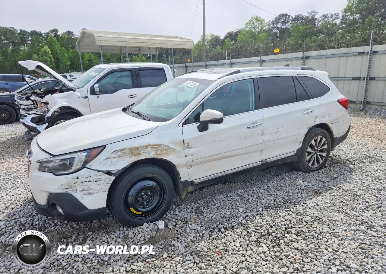 2018 Subaru Outback Touring