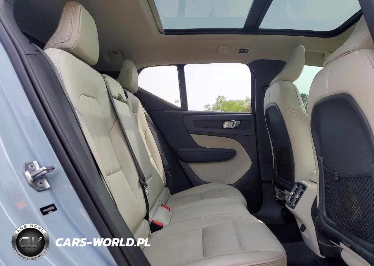 2019 Volvo Xc40 T5 Momentum VIN:YV4162XZ9K2013255 - 11