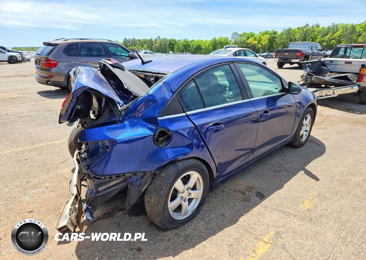 2013 Chevrolet Cruze Lt VIN:1G1PC5SB2D7250055 - 3