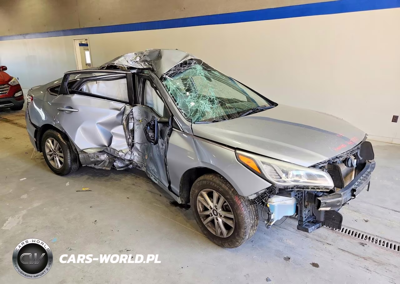 2017 Hyundai Sonata Base VIN:5NPE24AF8HH527826 - 4