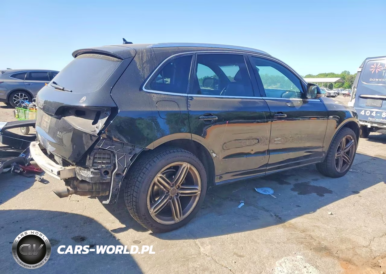 2010 Audi Q5 Premium Plus VIN:WA1MKAFP6AA086085 - 3