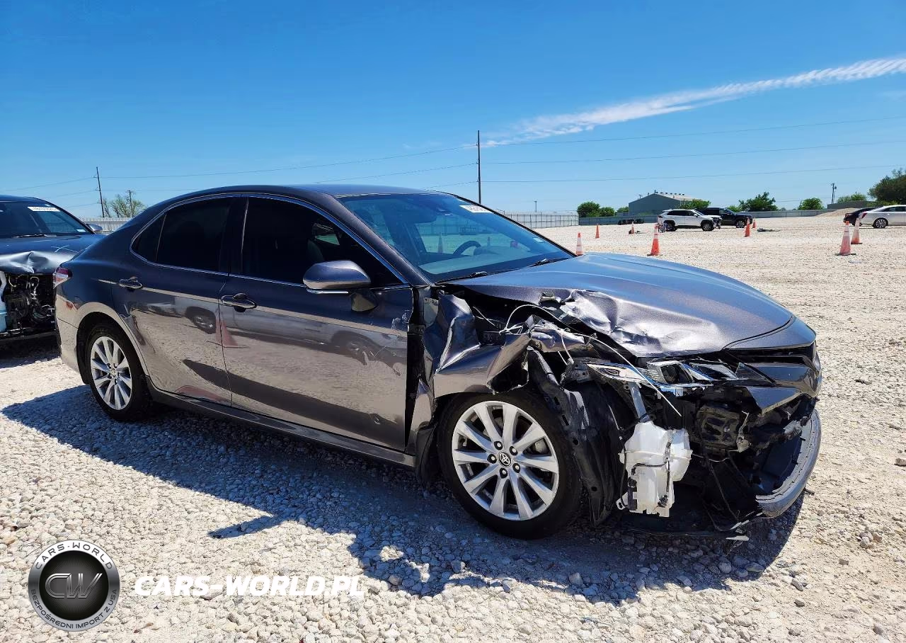 2020 Toyota Camry Le VIN:4T1L11AK5LU387928 - 4