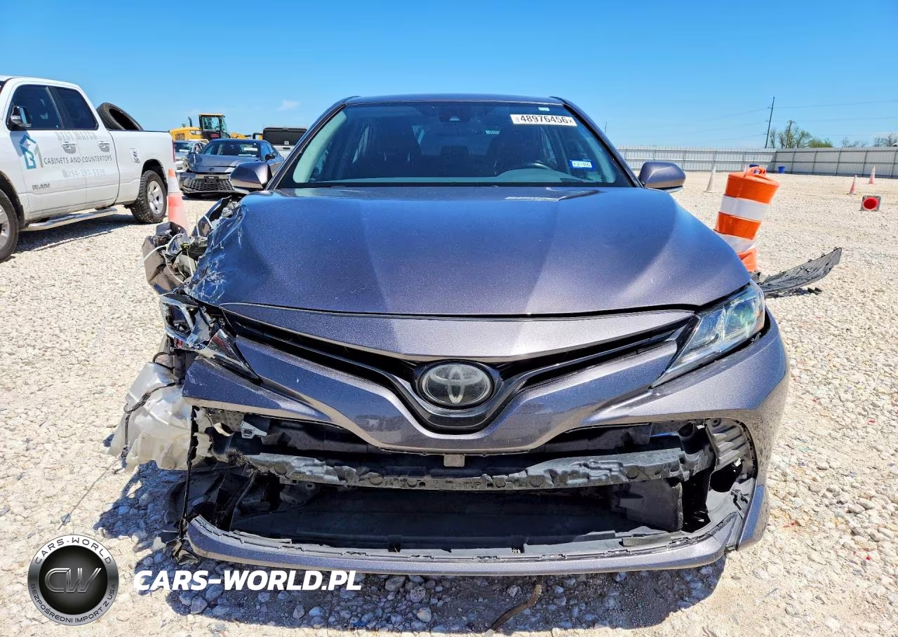 2020 Toyota Camry Le VIN:4T1L11AK5LU387928 - 5