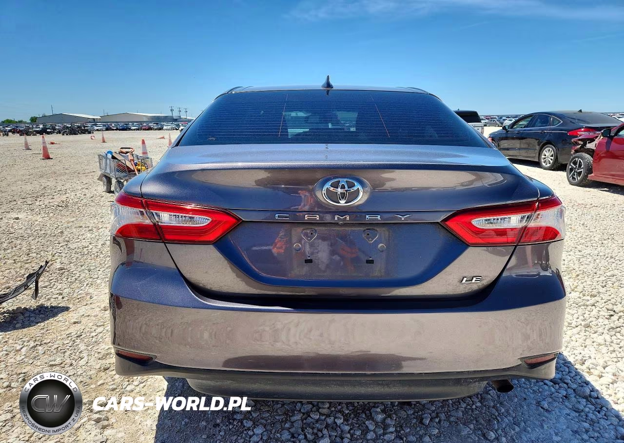 2020 Toyota Camry Le VIN:4T1L11AK5LU387928 - 6