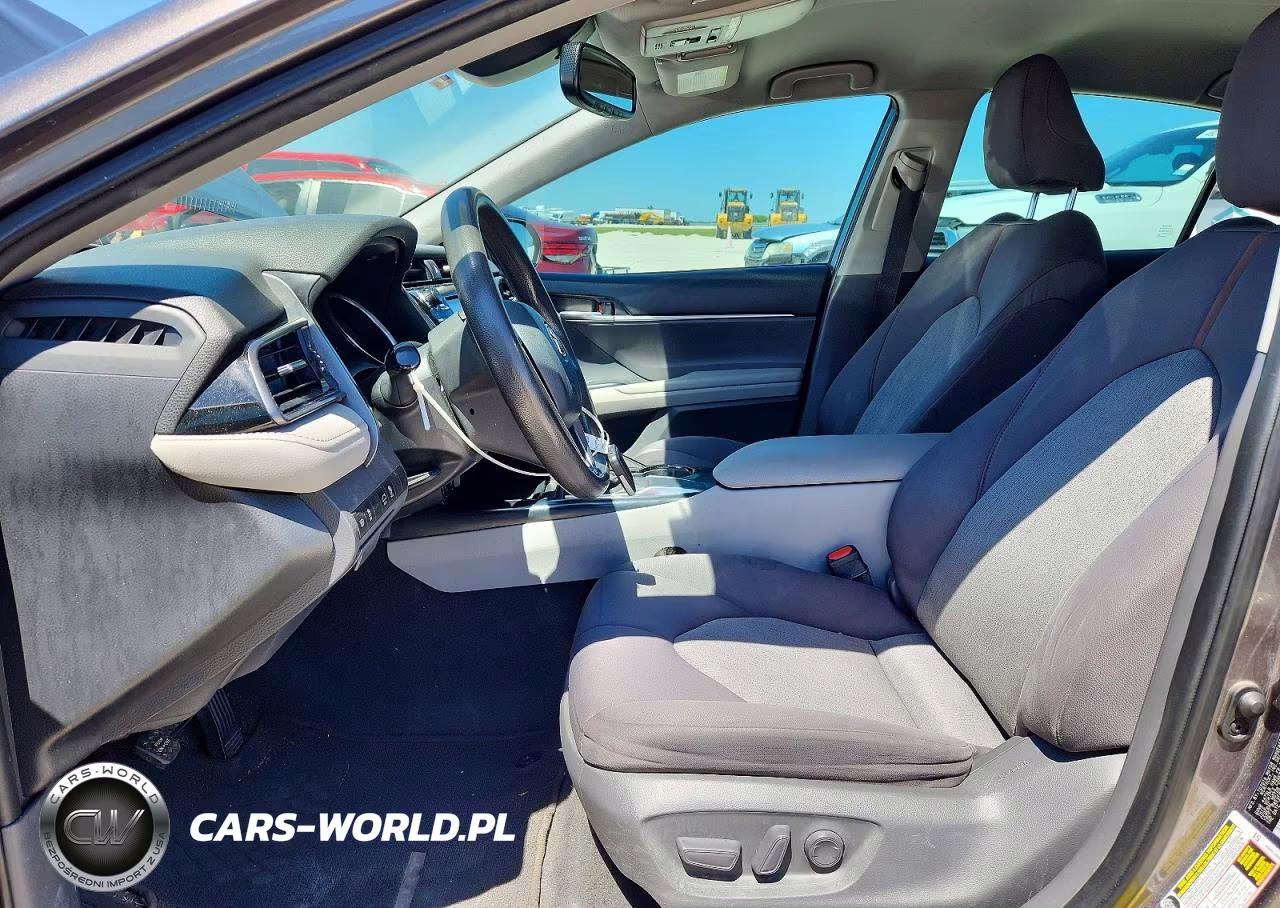2020 Toyota Camry Le VIN:4T1L11AK5LU387928 - 7