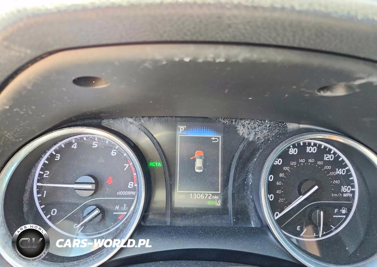 2020 Toyota Camry Le VIN:4T1L11AK5LU387928 - 9