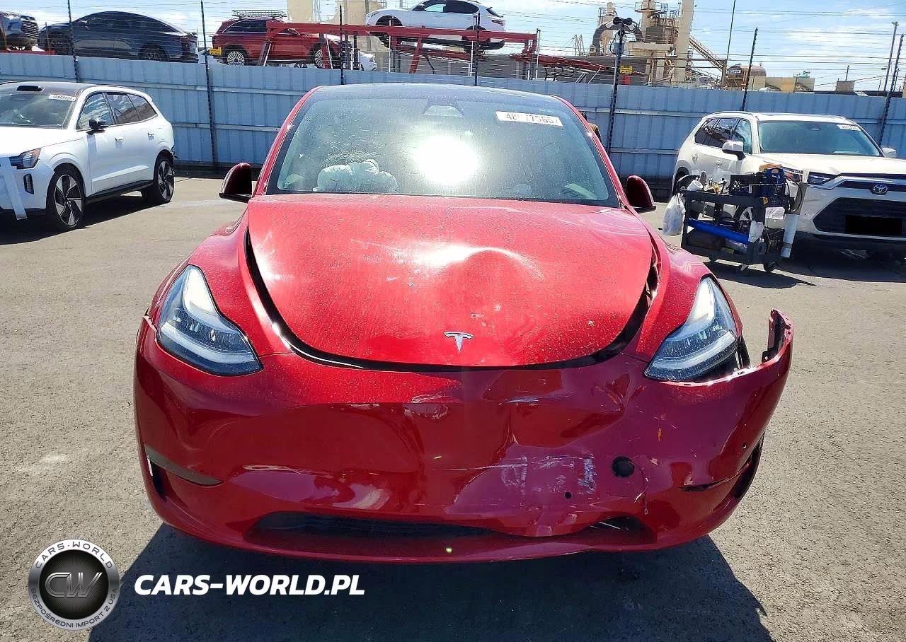 2022 Tesla Model Y VIN:7SAYGAEE8NF352098 - 5