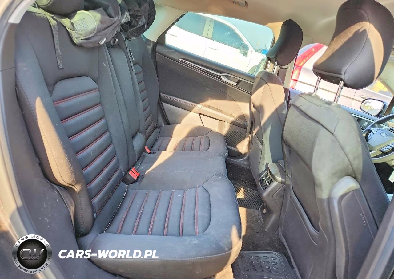 2015 Ford Fusion Se VIN:3FA6P0HD2FR278605 - 10