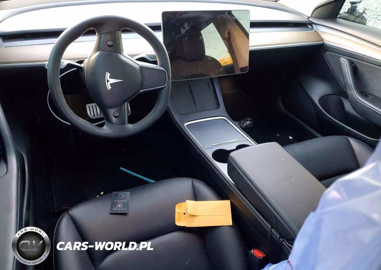 2023 Tesla Model 3 VIN:5YJ3E1EC9PF633874 - 8