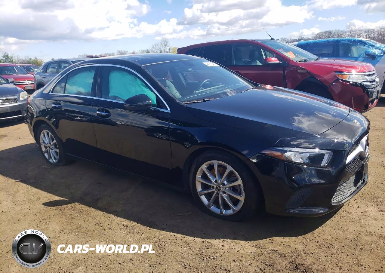 2021 Mercedes-Benz A 220 4Matic VIN:W1K3G4FB8MJ276392 - 4