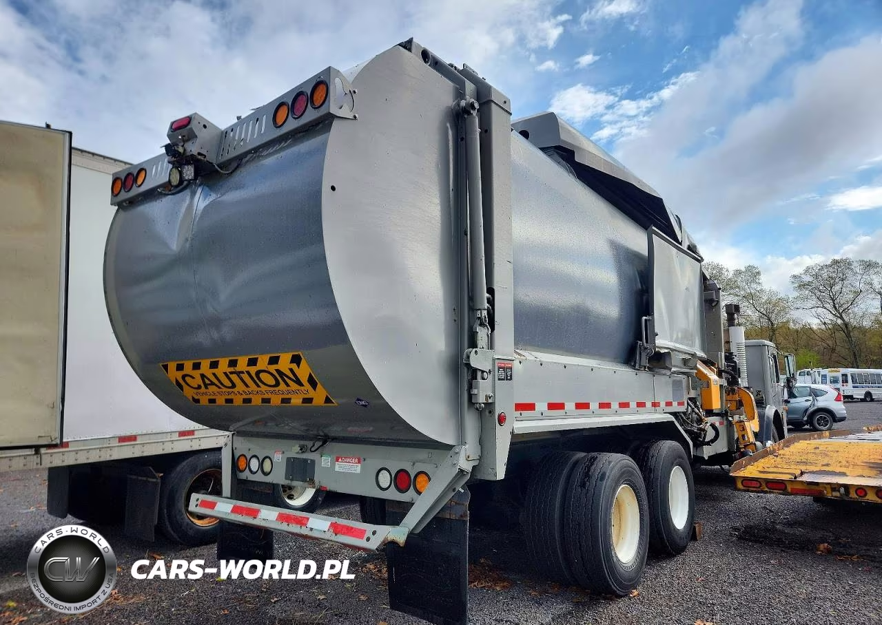 2014 Mack Leu613 Refuse Truck VIN:1M2AU14C8EM002061 - 4
