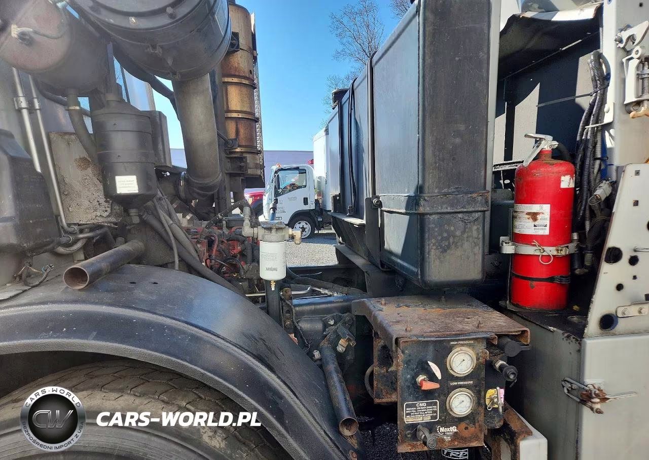 2014 Mack Leu613 Refuse Truck VIN:1M2AU14C8EM002061 - 7