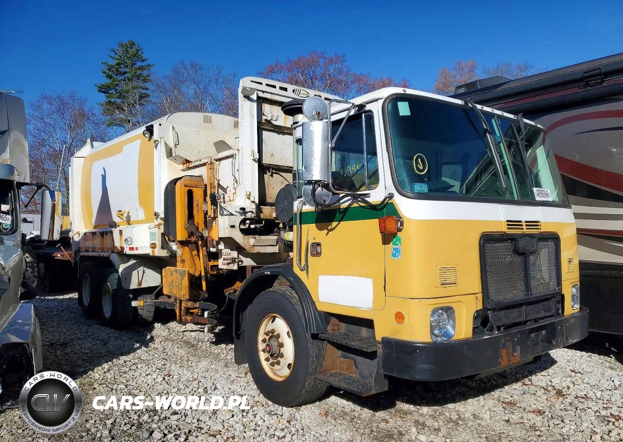 2010 Autocar Llc Xpeditor Refuse Truck