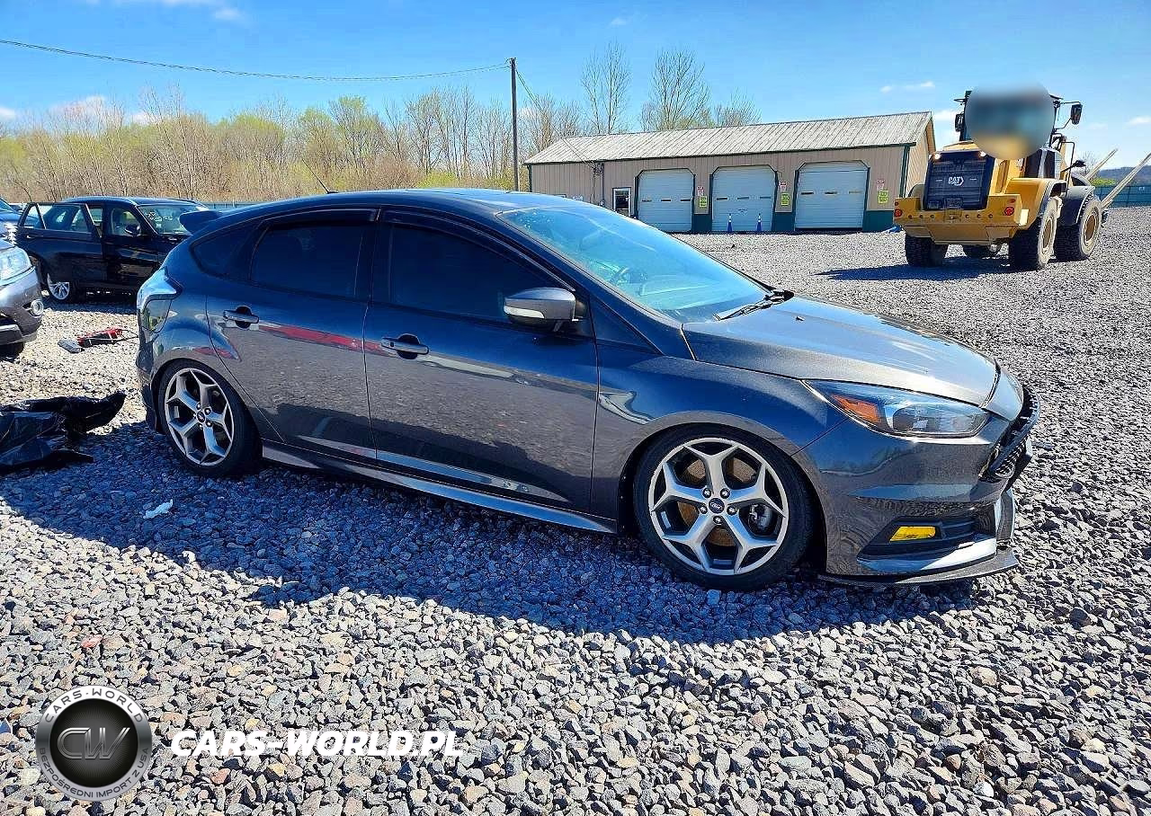 2018 Ford Focus St VIN:1FADP3L93JL331749 - 4