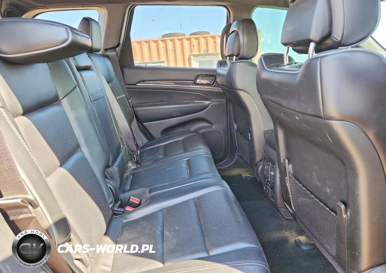 2019 Jeep Grand Cherokee Overland VIN:1C4RJFCG6KC840043 - 10