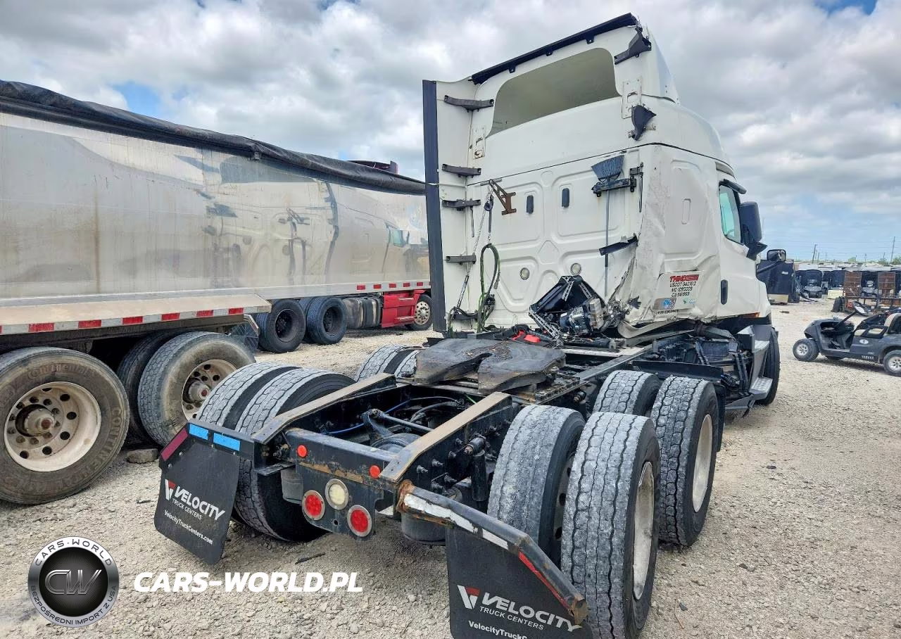 2019 Freightliner Cascadia 116 VIN:3AKJHPDV1KSKA4263 - 4