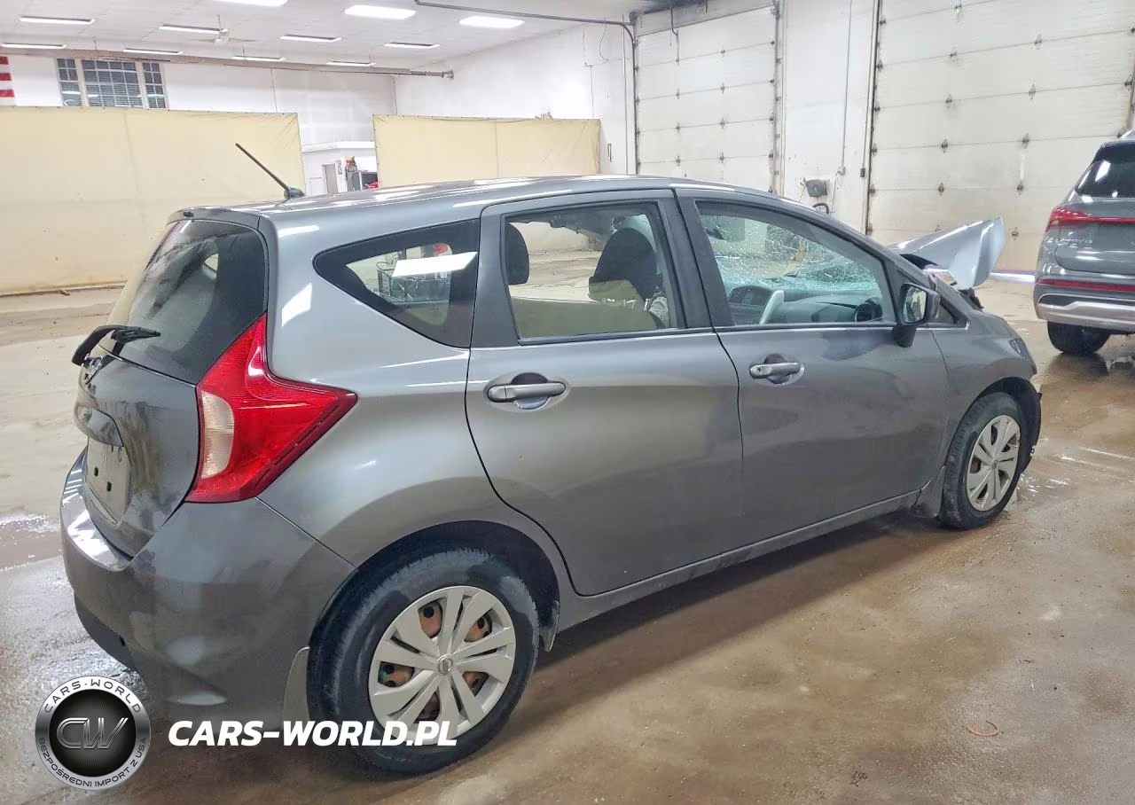 2018 Nissan Versa Note S VIN:3N1CE2CP6JL355460 - 3