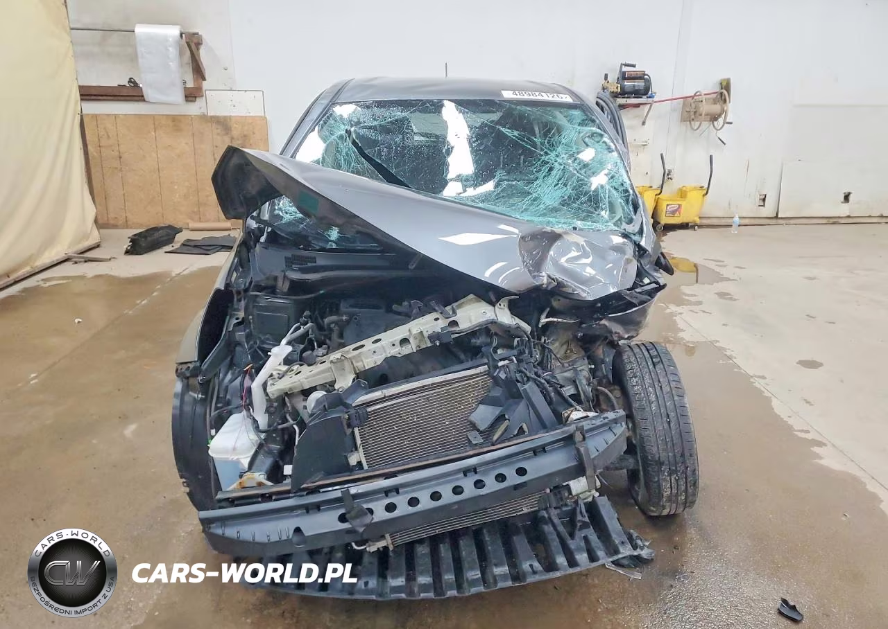 2018 Nissan Versa Note S VIN:3N1CE2CP6JL355460 - 5