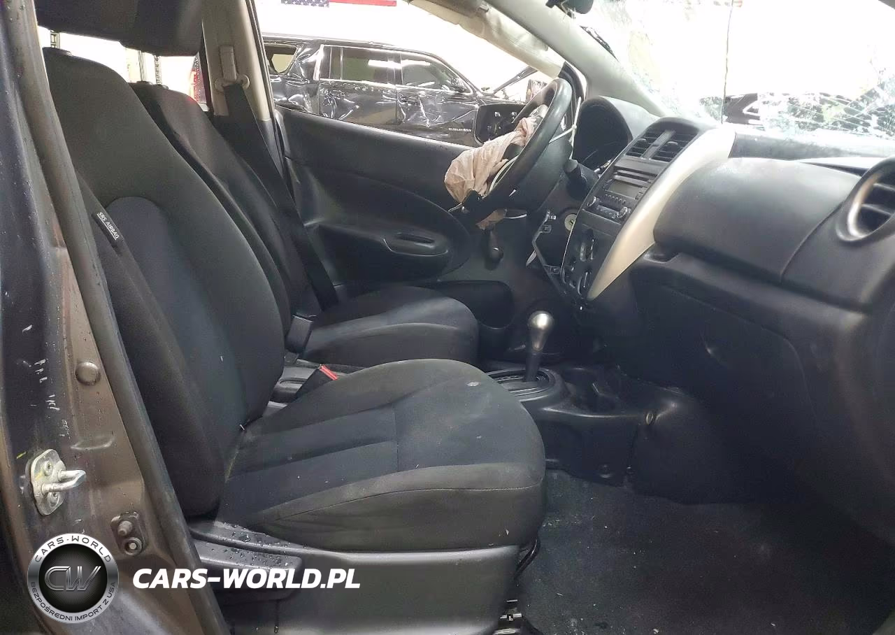 2018 Nissan Versa Note S VIN:3N1CE2CP6JL355460 - 7