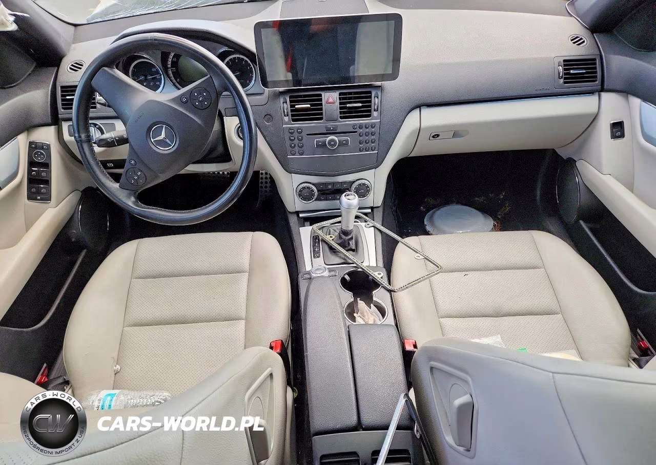 2011 Mercedes-Benz C 300 VIN:WDDGF5EB5BA414026 - 8