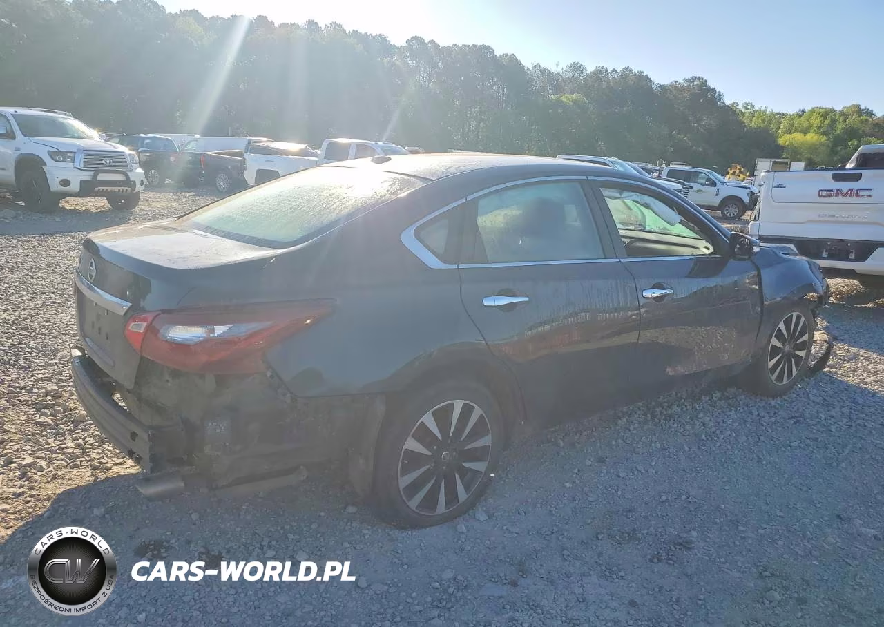 NISSAN ALTIMA VIN:1N4AL3AP0JC163021 - 3