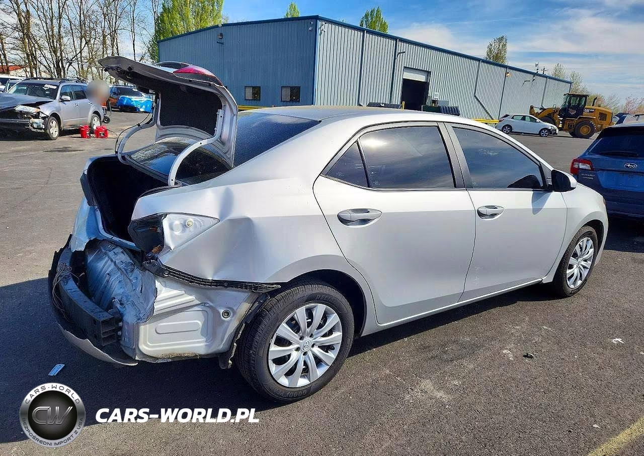 2019 Toyota Corolla Le VIN:2T1BURHE2KC146989 - 3