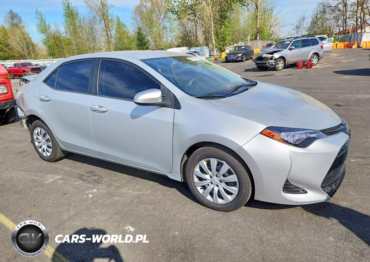 2019 Toyota Corolla Le VIN:2T1BURHE2KC146989 - 4