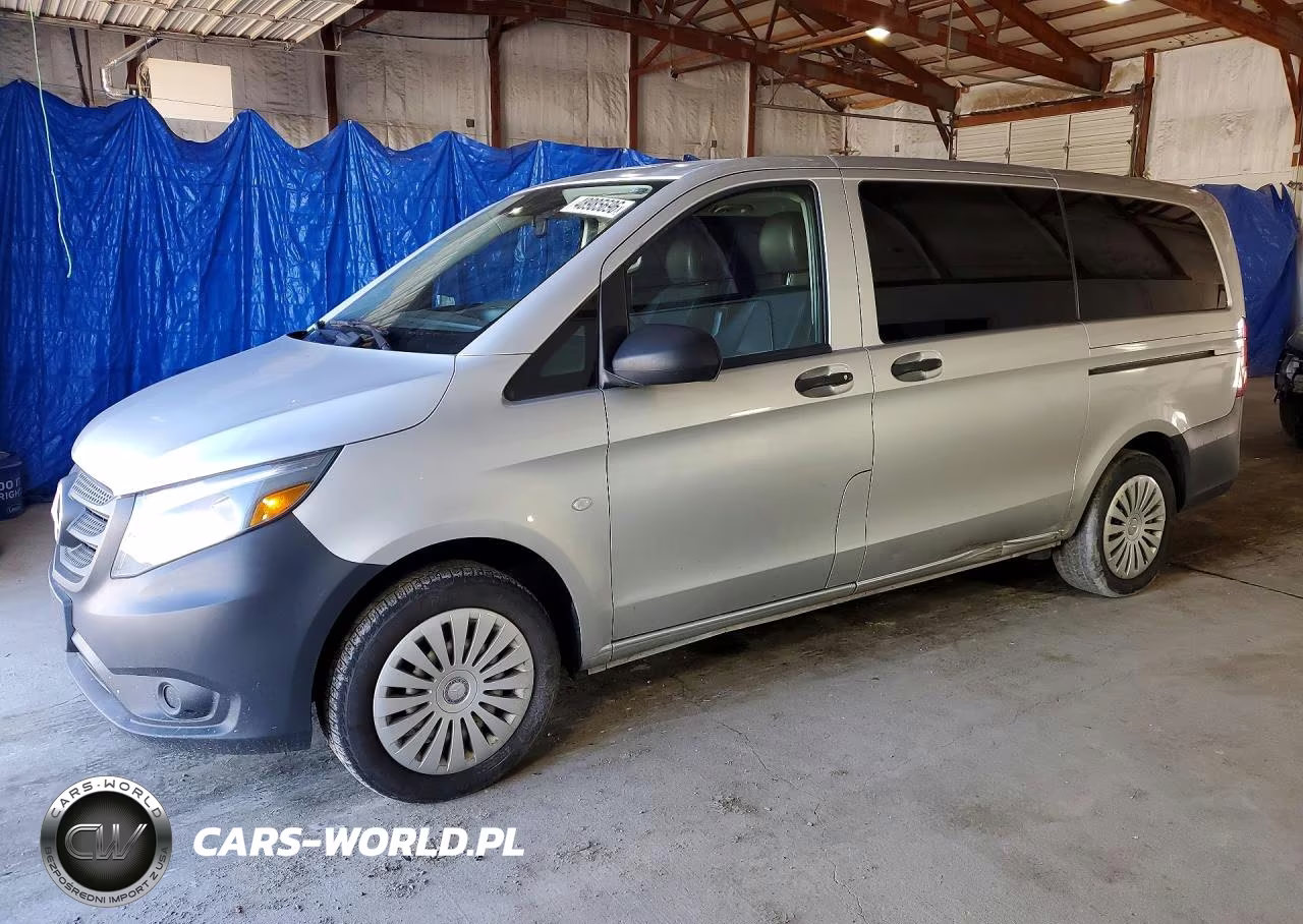 2016 Mercedes-Benz Metris