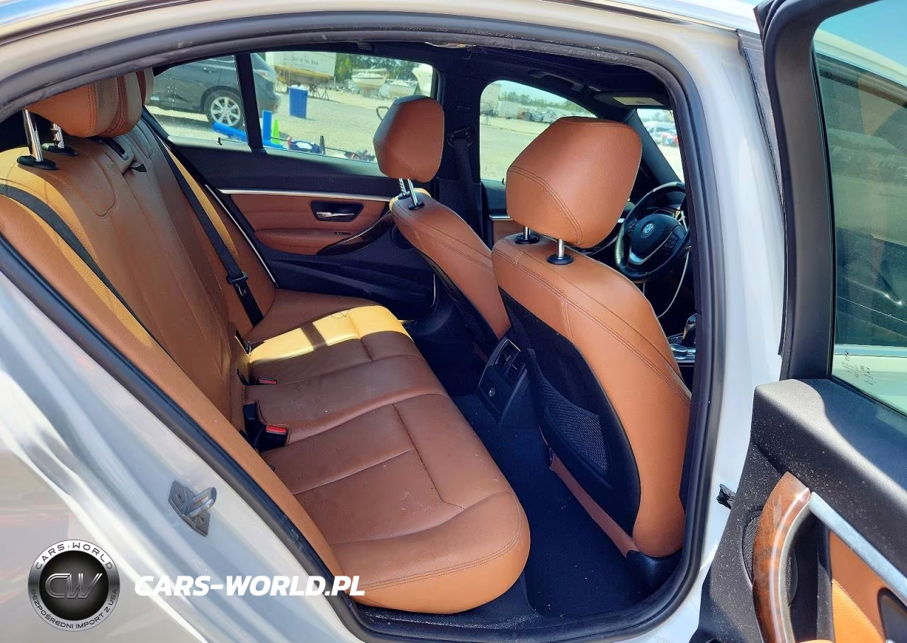 2027 BMW 330I VIN:WBA8B9G35HNU54869 - 10