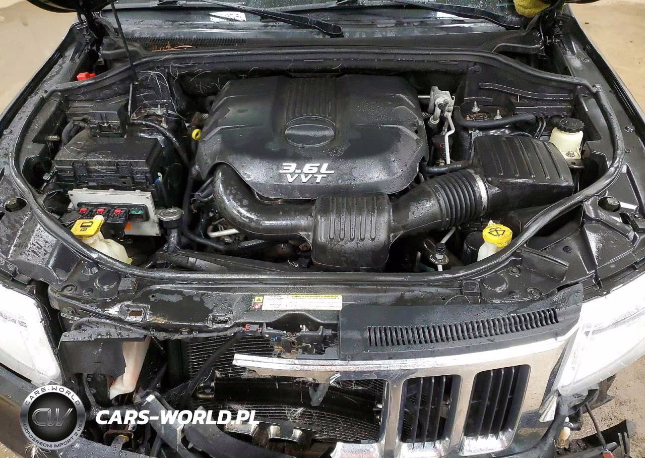 2012 Jeep Grand Cherokee Laredo VIN:1C4RJFAG2CC225574 - 12