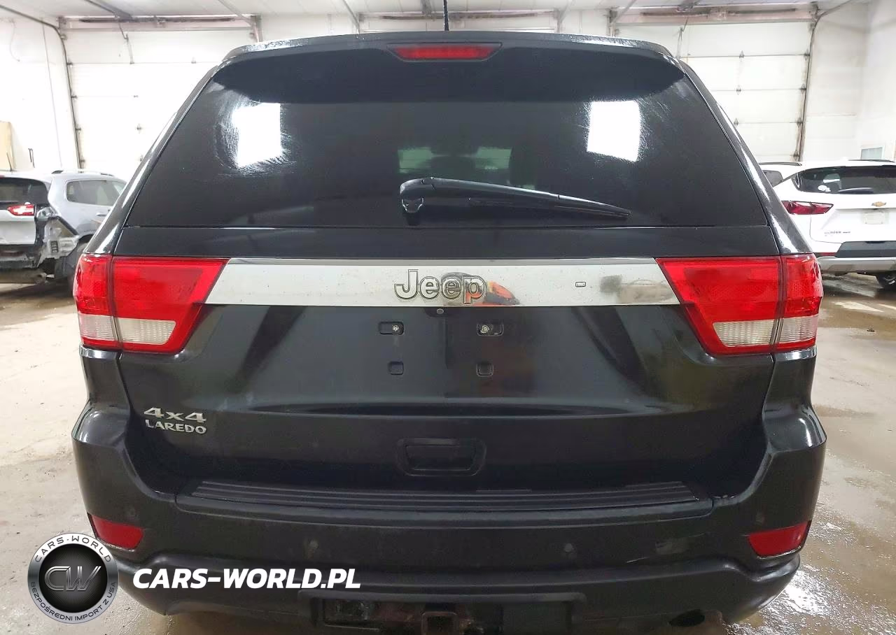 2012 Jeep Grand Cherokee Laredo VIN:1C4RJFAG2CC225574 - 6