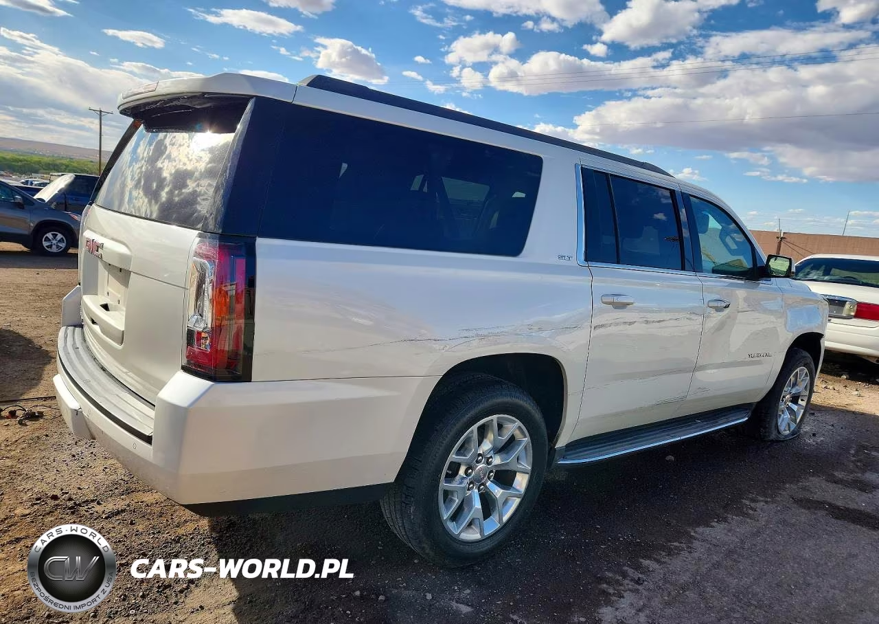 2015 GMC Yukon Xl C1500 Slt VIN:1GKS1HKC4FR567039 - 3
