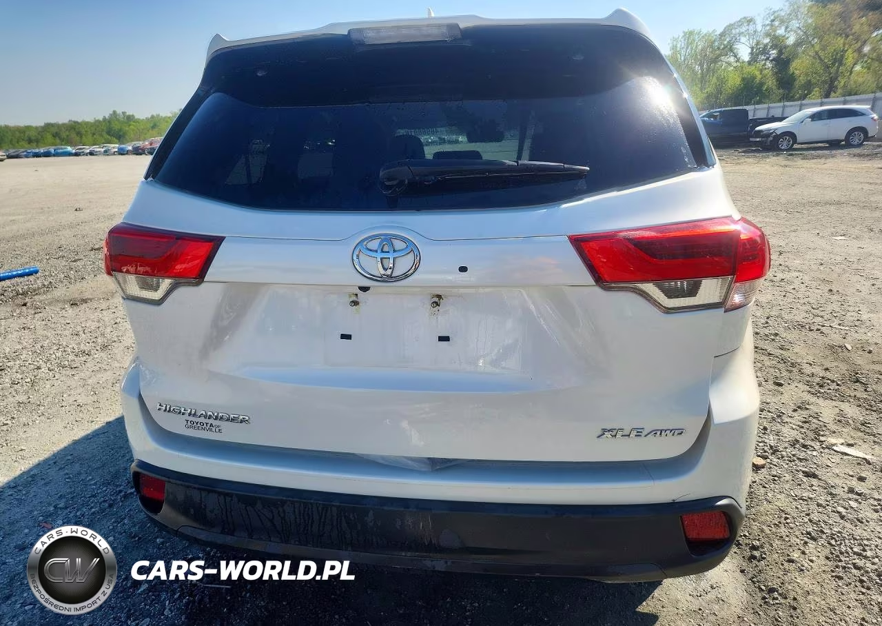 2018 Toyota Highlander Xle VIN:5TDJZRFH3JS541490 - 6