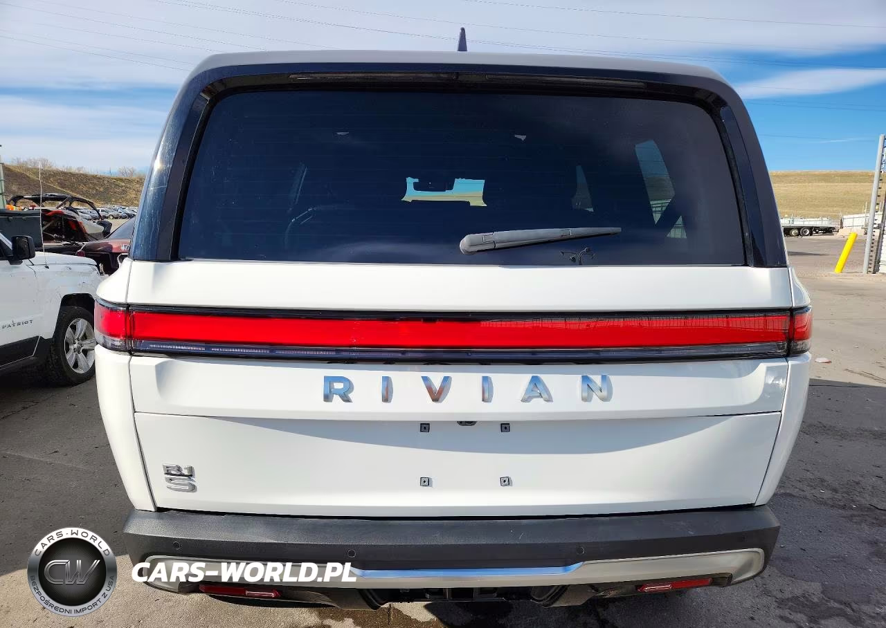 2025 Rivian R1S Adventure VIN:7PDSGBBA5SN054379 - 6