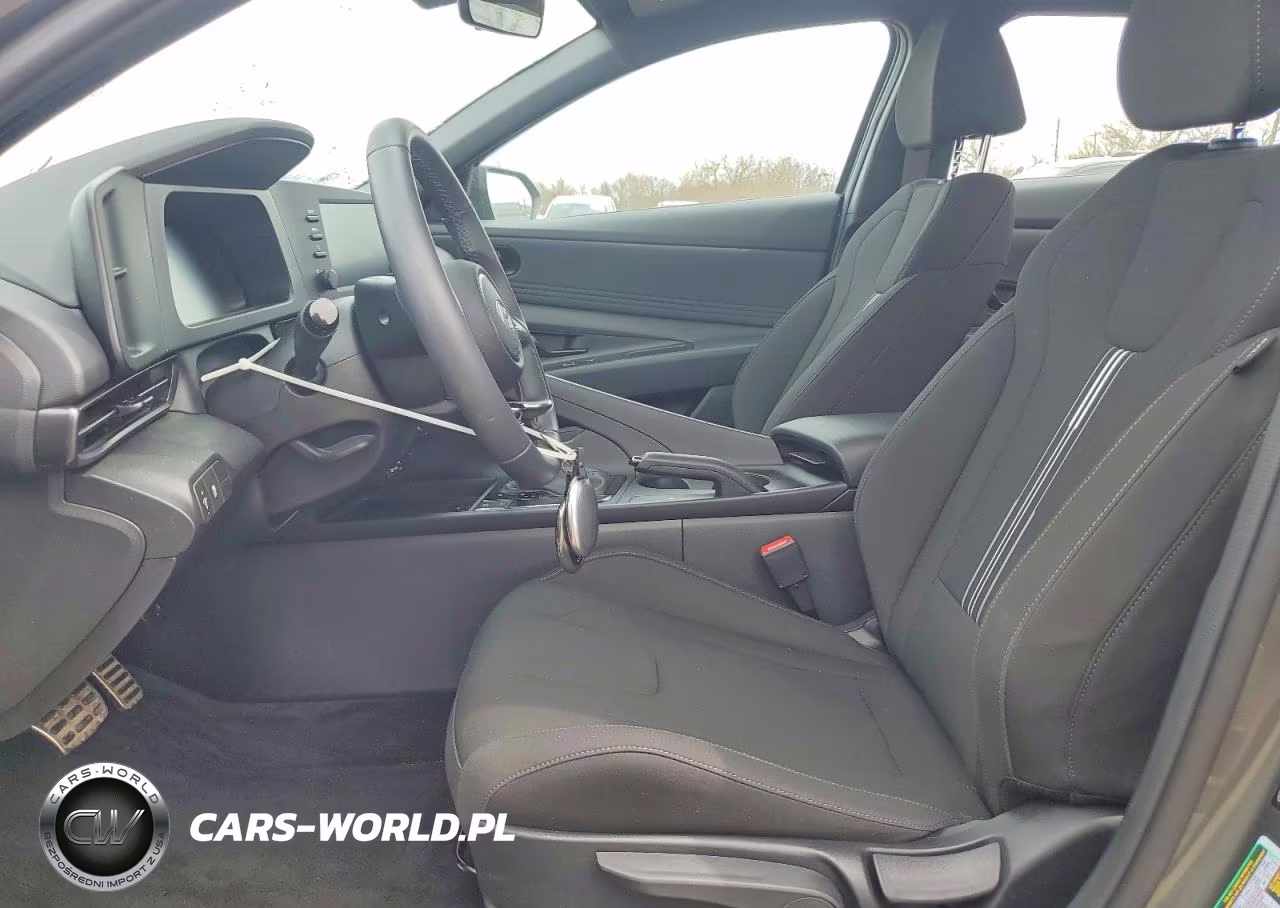 2025 Hyundai Elantra Sel Sport VIN:KMHLM4DG1SU068749 - 7