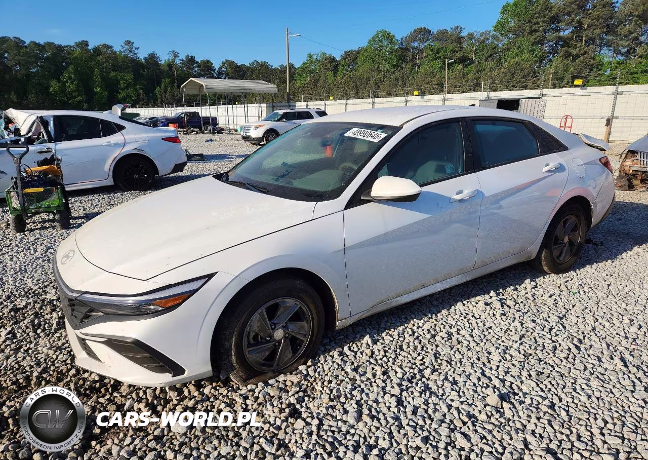 2024 Hyundai Elantra Se – zdjęcie 1 z 12