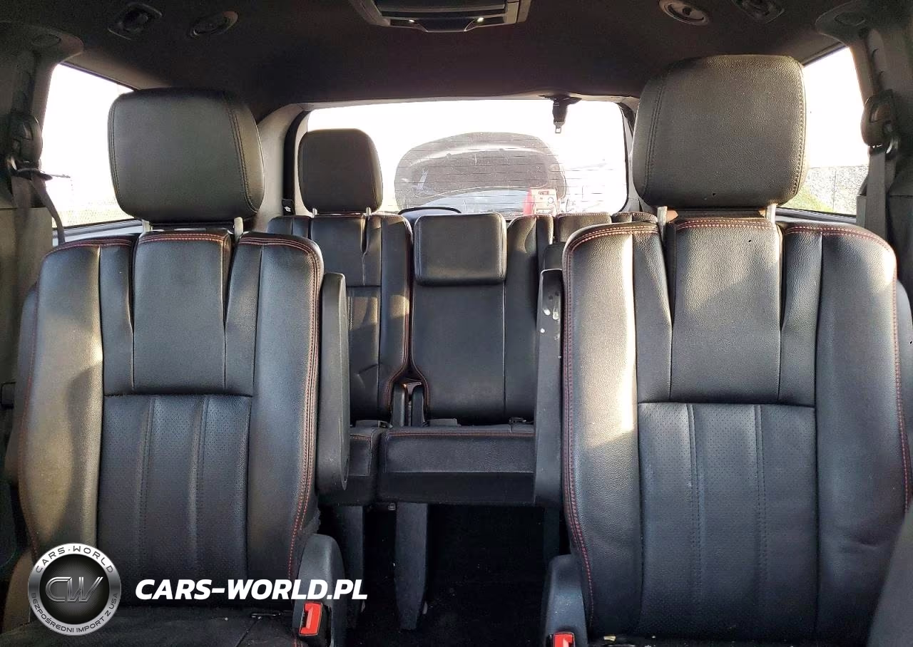 2019 Dodge Grand Caravan Gt VIN:2C4RDGEG5KR764882 - 10