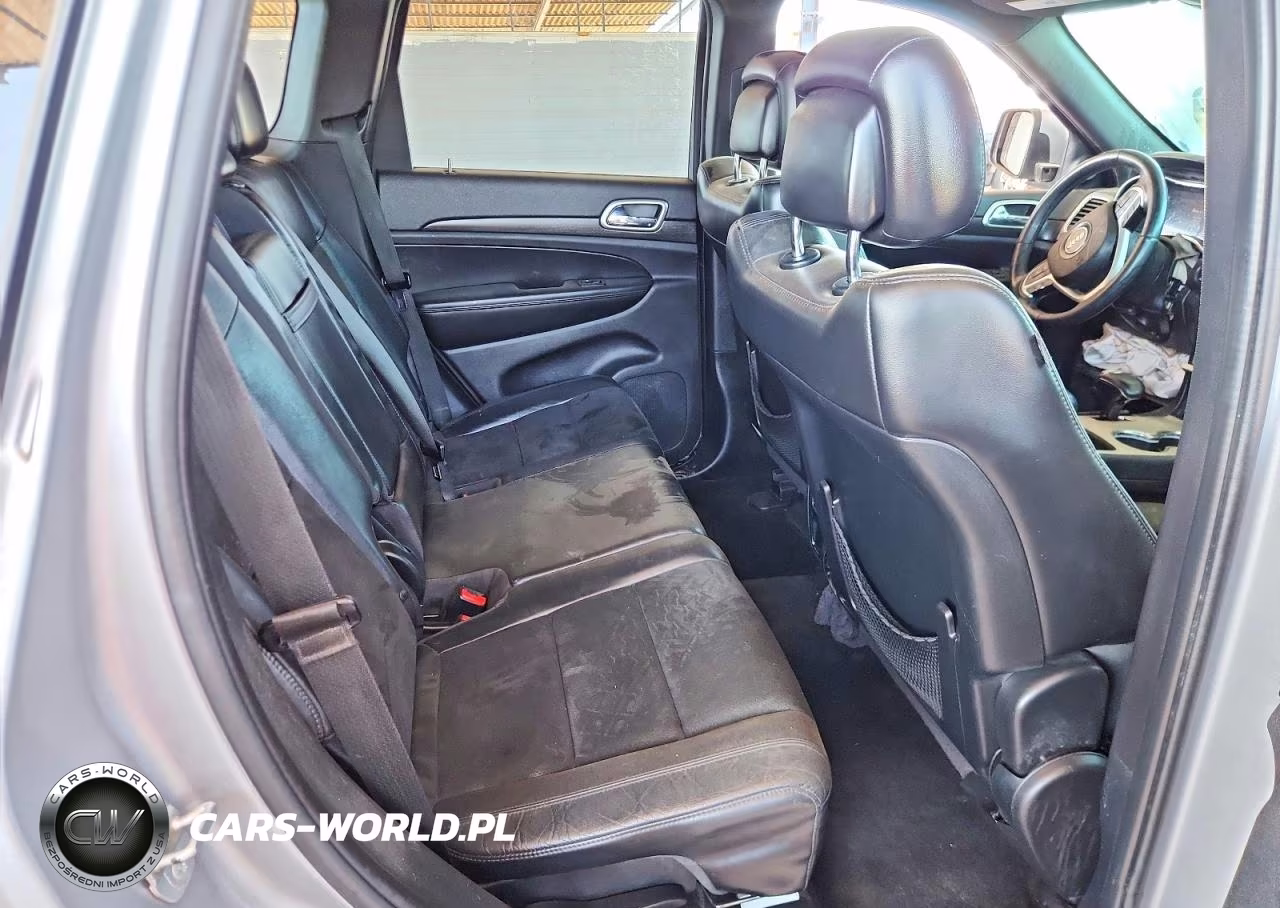 2015 Jeep Grand Cherokee Laredo VIN:1C4RJFAG2FC941945 - 11