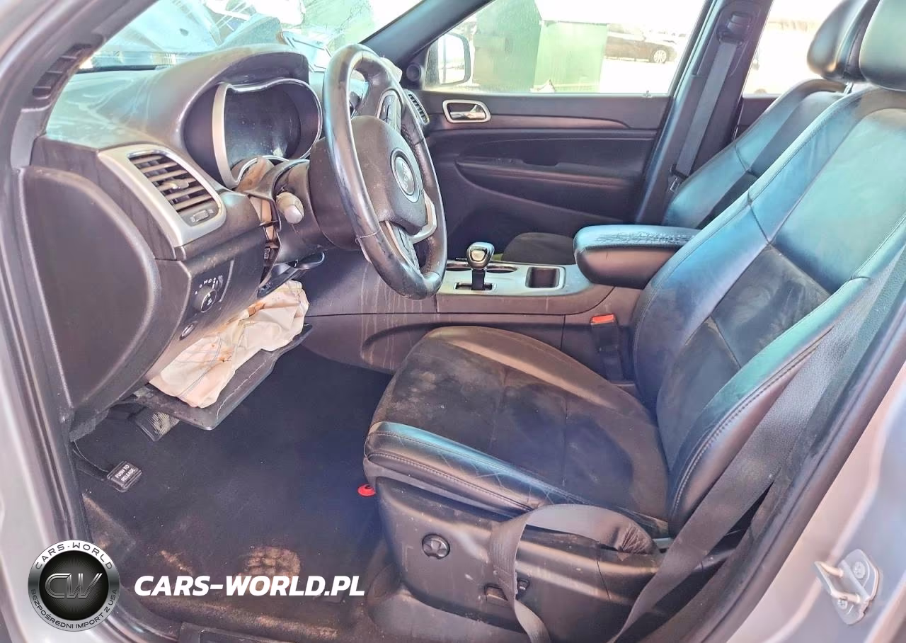 2015 Jeep Grand Cherokee Laredo VIN:1C4RJFAG2FC941945 - 7