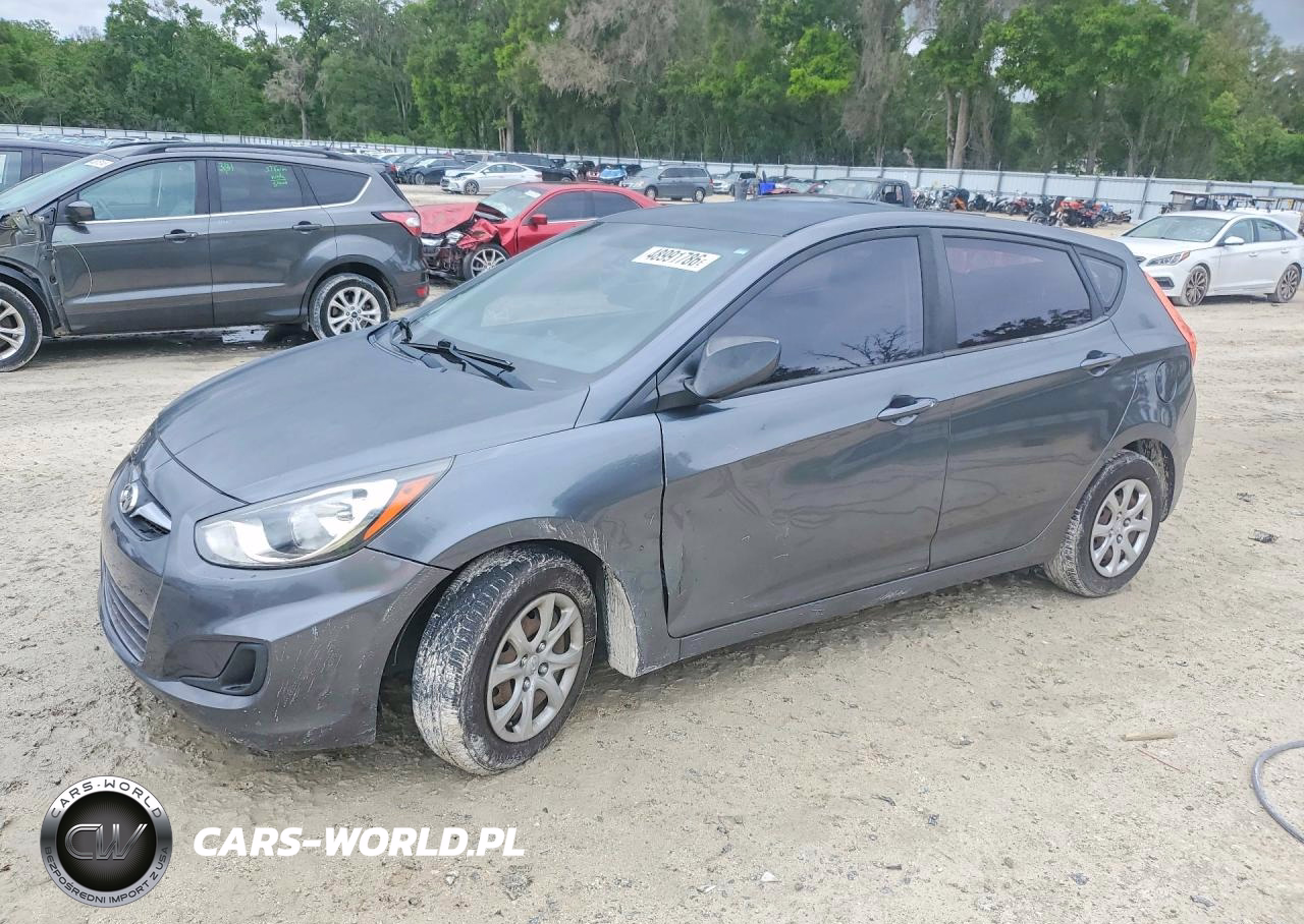 2013 Hyundai Accent Gs