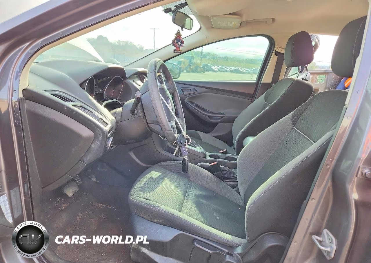 2012 Ford Focus Se VIN:1FAHP3F29CL211635 - 7