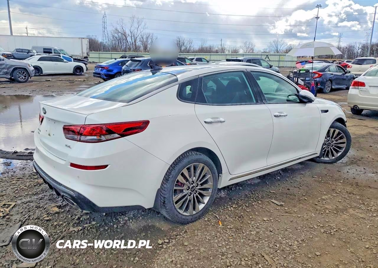 2019 Kia Optima Sx Turbo VIN:5XXGV4L20KG348192 - 3