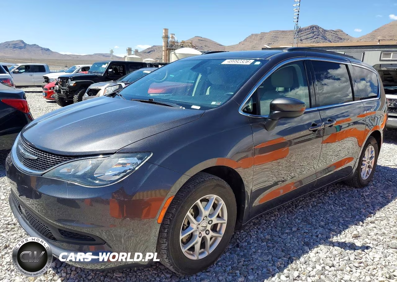 2021 Chrysler Voyager Lxi