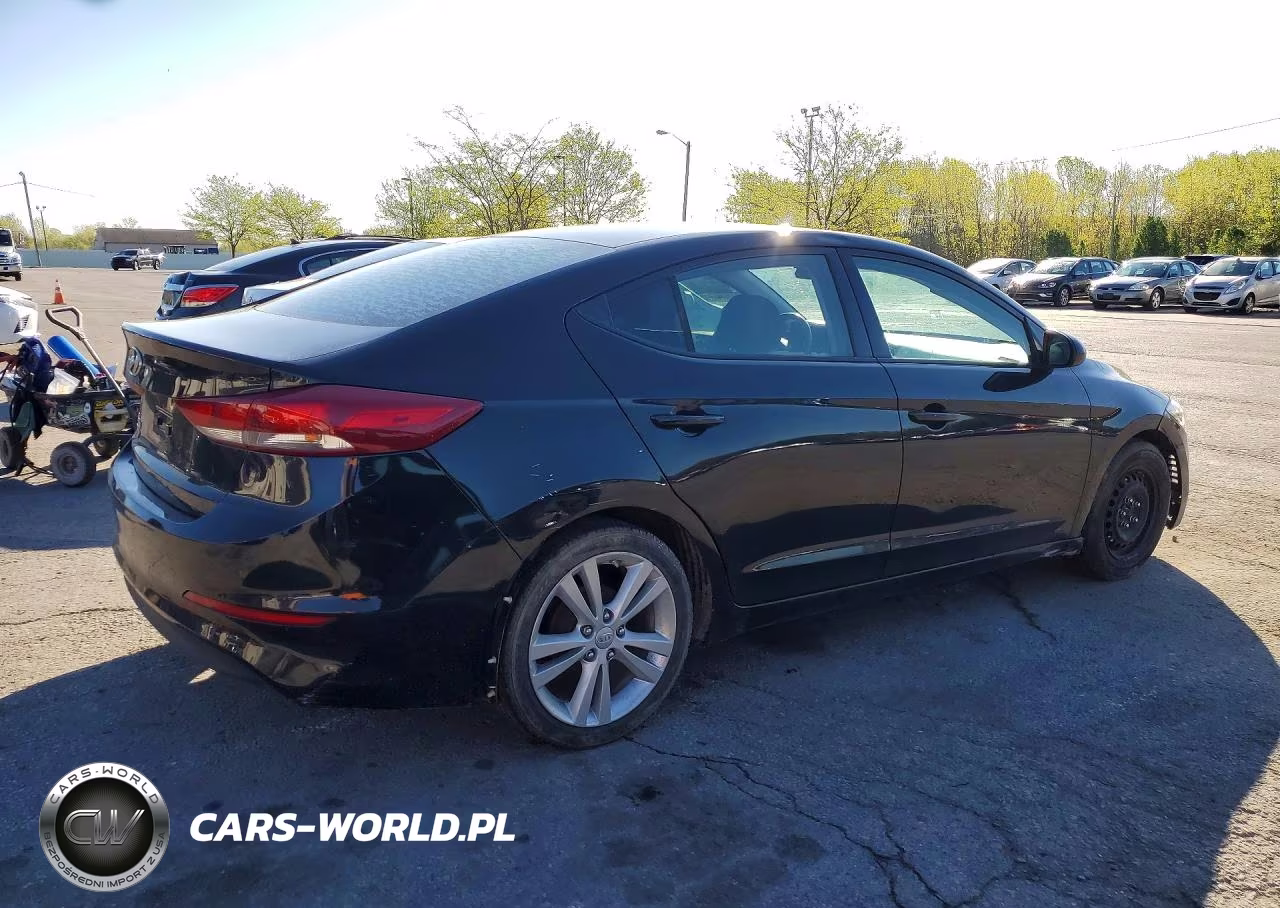 2018 Hyundai Elantra Se VIN:5NPD74LF3JH316727 - 3