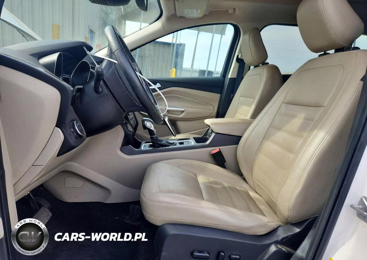 2019 Ford Escape Titanium VIN:1FMCU0J9XKUA02084 - 7