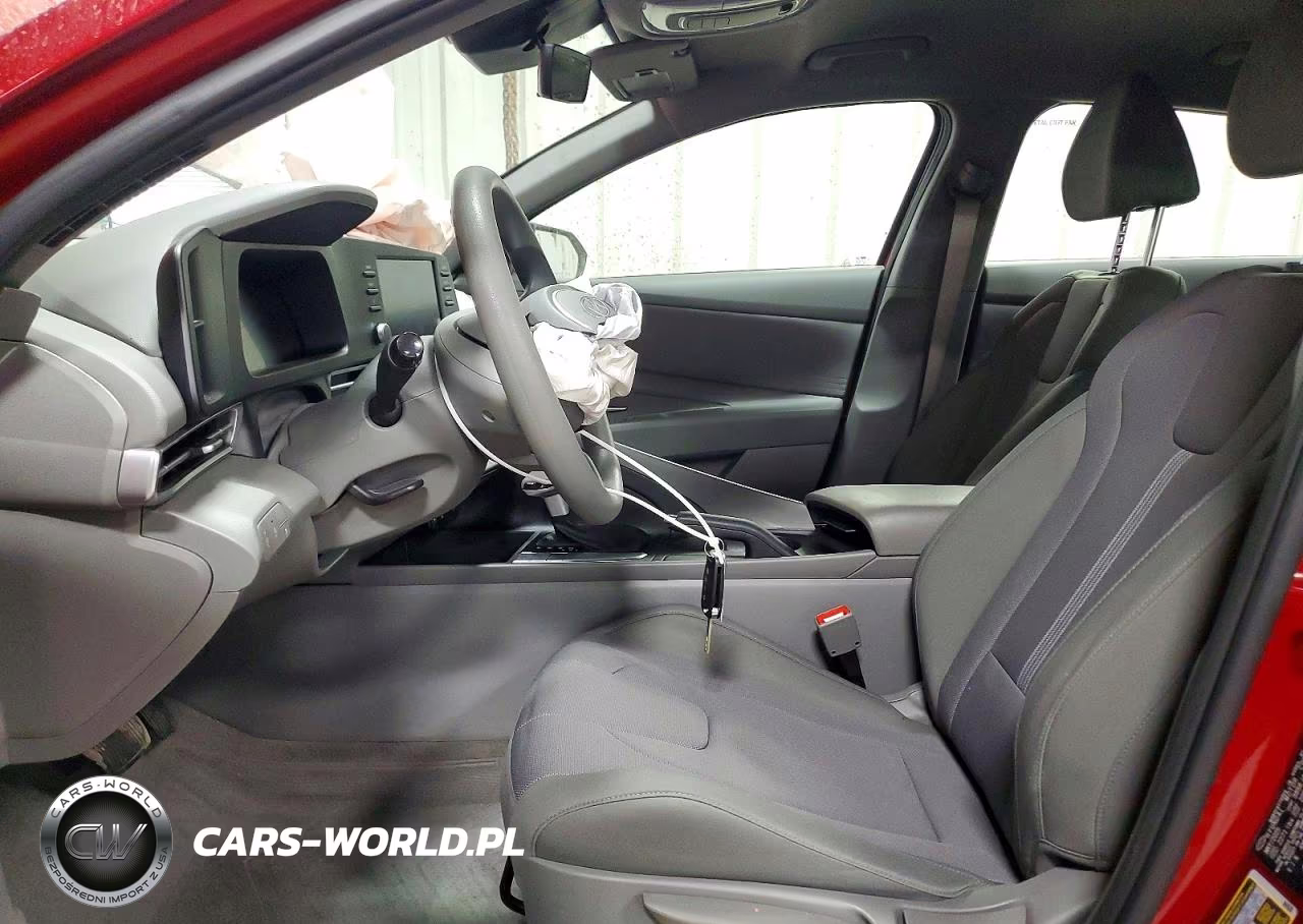 2025 Hyundai Elantra Se VIN:KMHLL4DG1SU044888 - 7