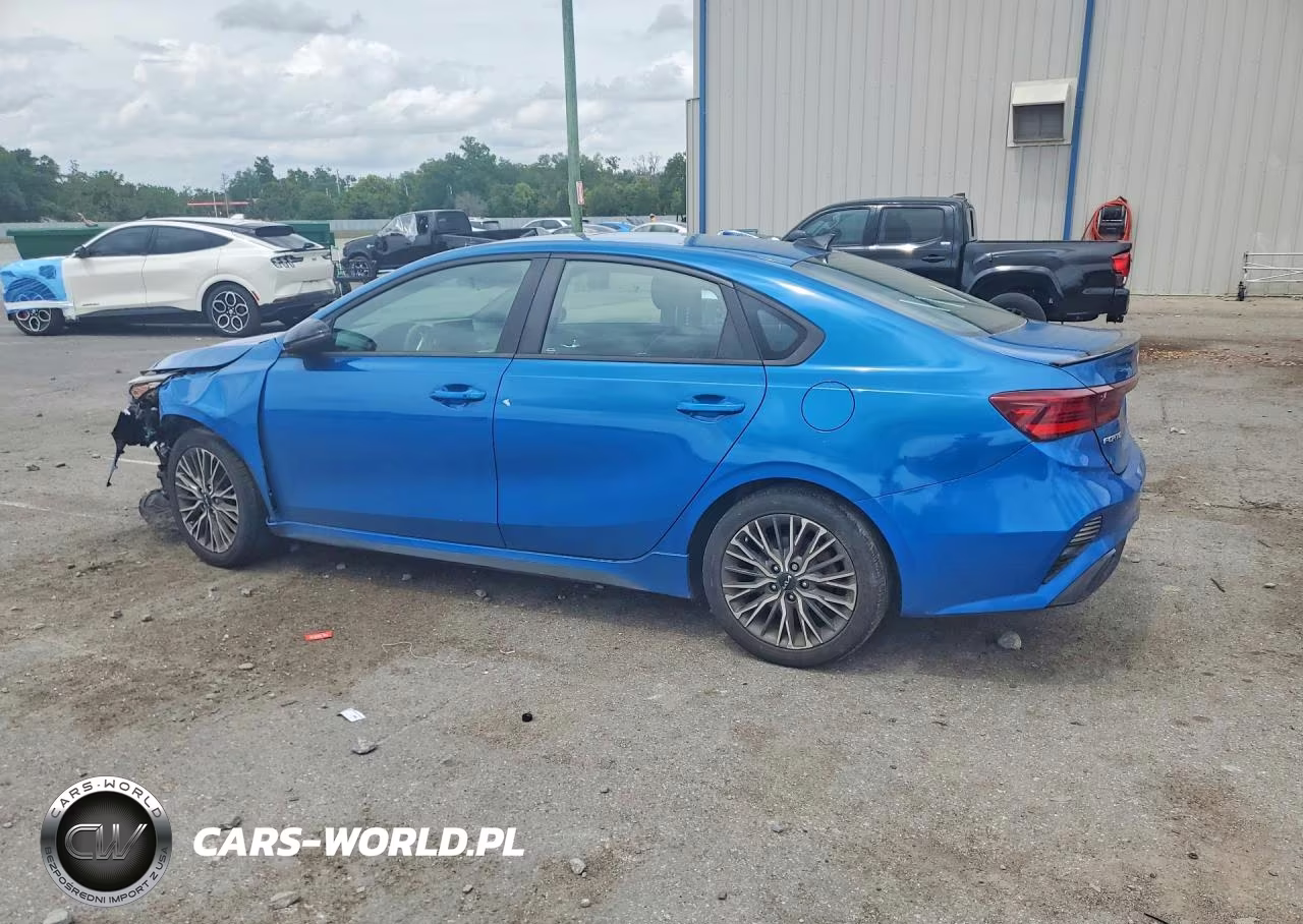 2023 Kia Forte Gt-Line VIN:3KPF54AD5PE520118 - 2