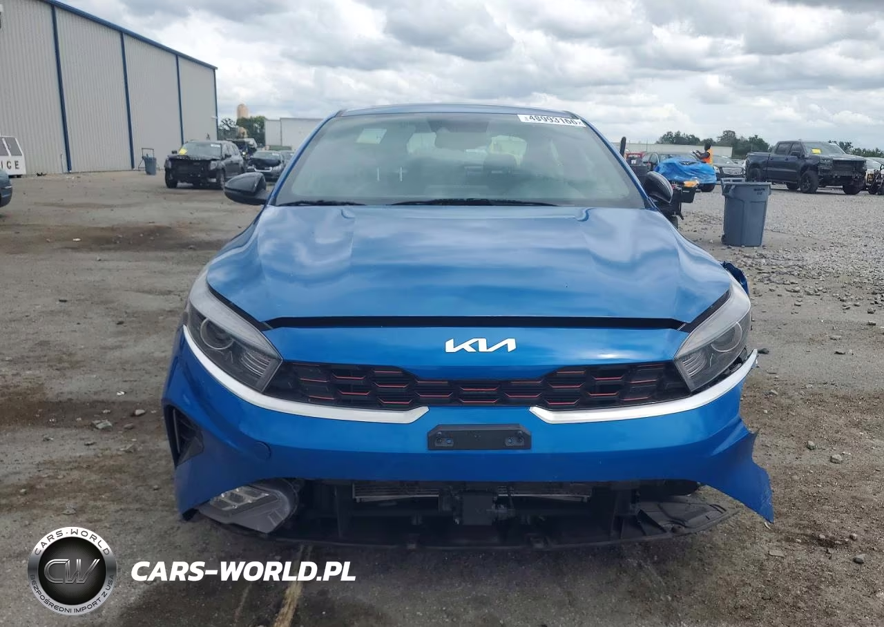 2023 Kia Forte Gt-Line VIN:3KPF54AD5PE520118 - 5